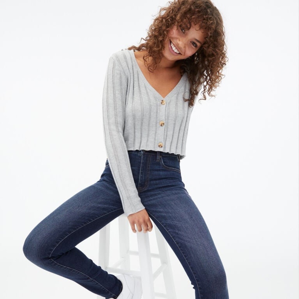 NWT! Aeropostale Ribbed Button-Front Cropped V-Neck Cardigan Size Small